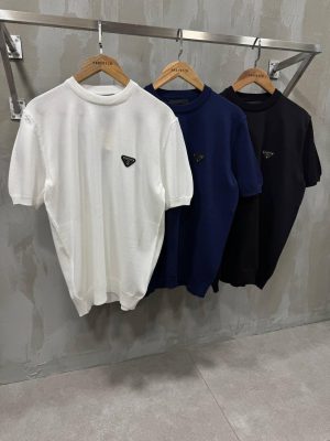 Blue prada knitwear logo cotton relaxed tee