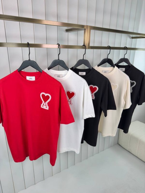 White Ami paris red logo patch embroidered cotton tee - Image 4