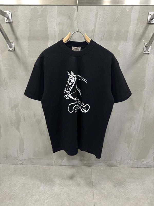 Black hermes paris vintage cotton tee