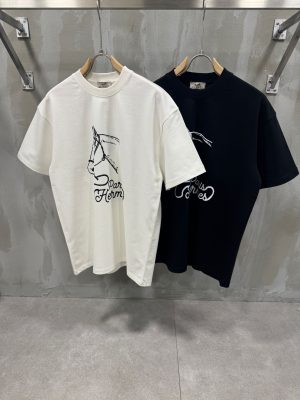 Black hermes paris vintage cotton tee