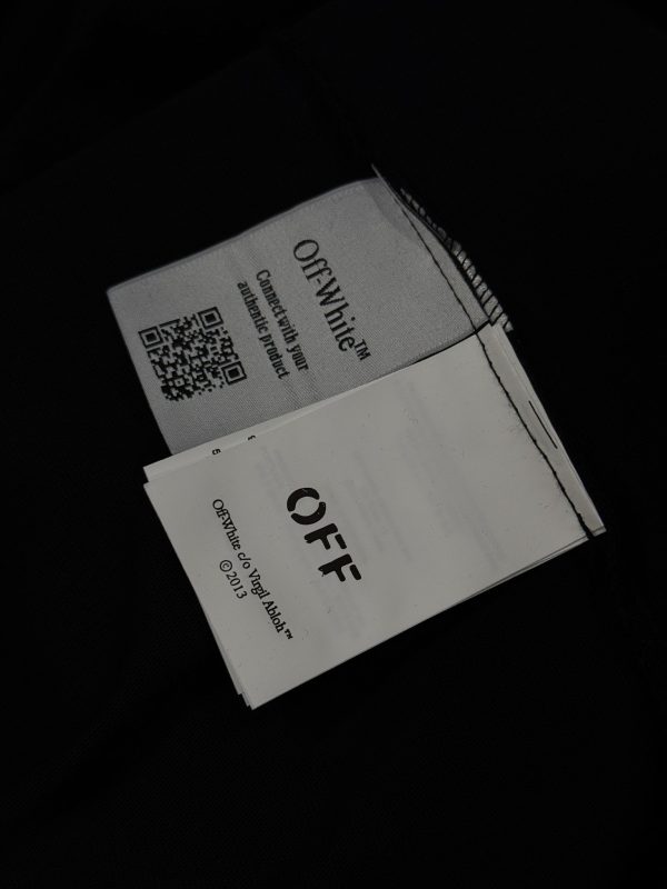 Black off-white cash arrow cotton tee - Image 3