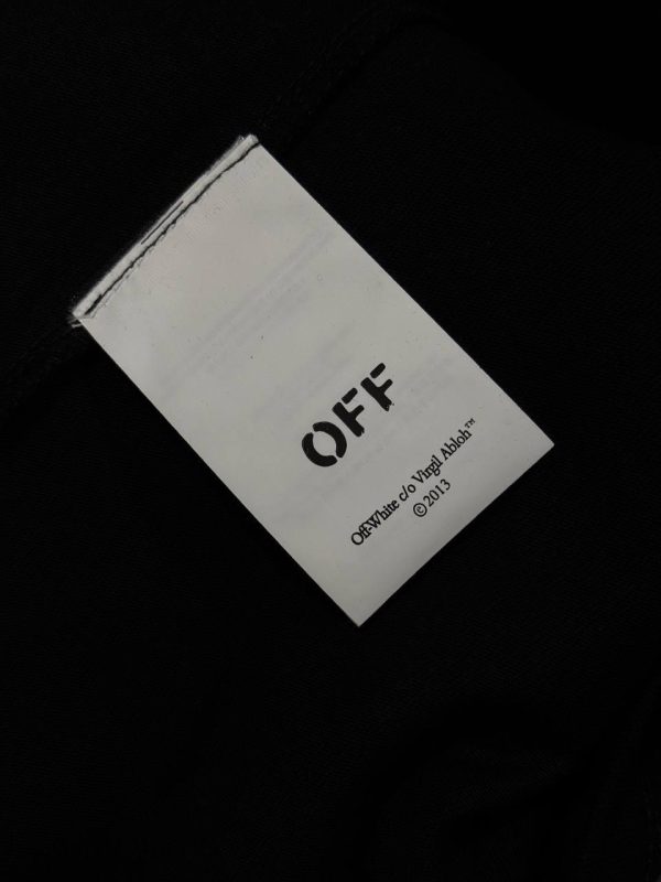 Black off-white martyrdom arrow cotton tee - Image 5
