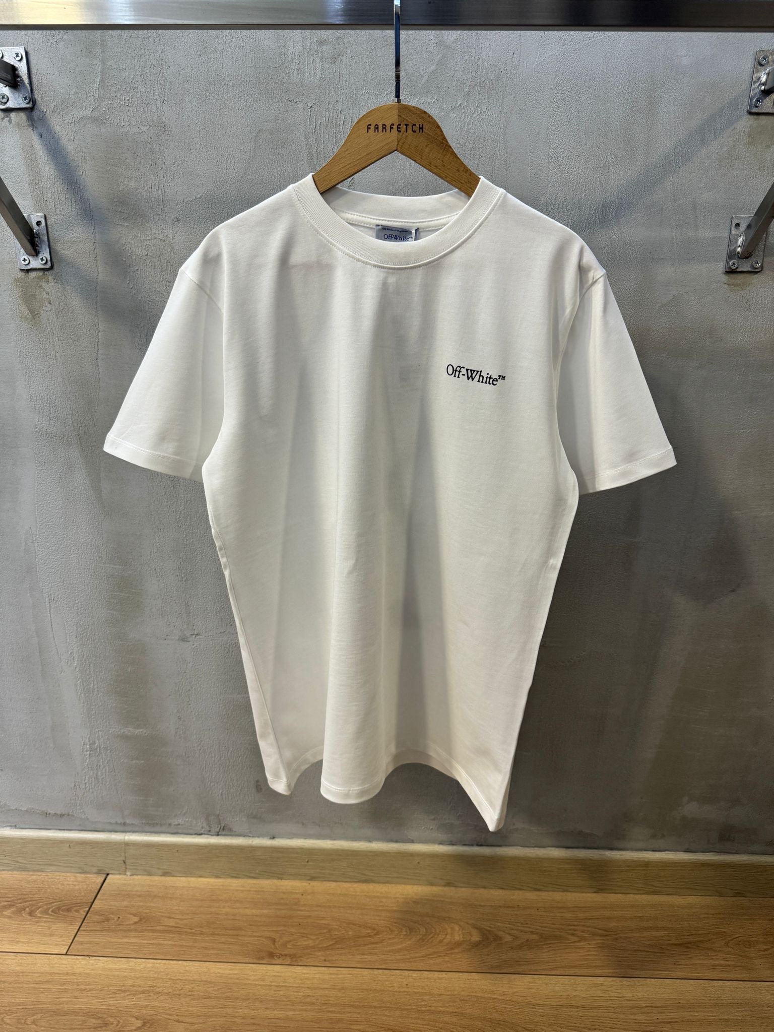 White off-white windy arrow cotton tee - Image 2