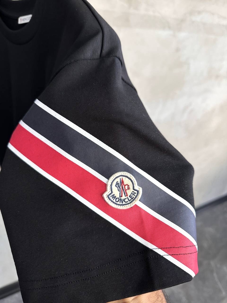 Black Moncler sporty tricolor sleeve print cotton tee - Image 3