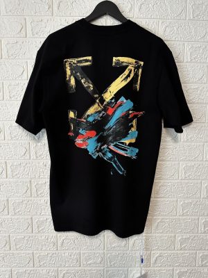 Black Off-white signature arrows motif via graffiti cotton tee