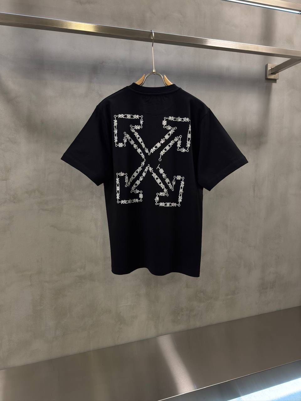 Black Off-white chain arrow skate cotton T-Shirt - Image 6