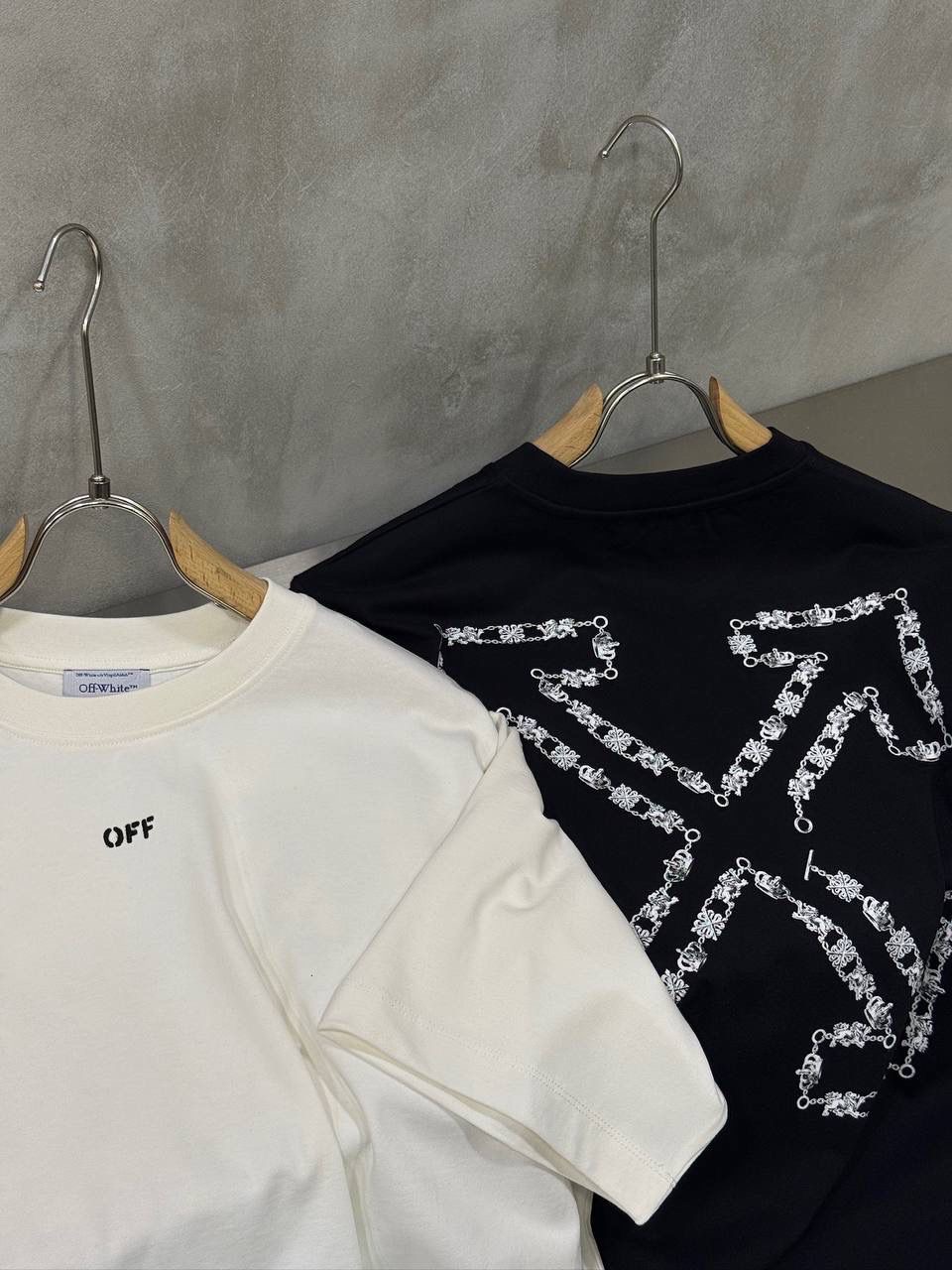 White Off-white chain arrow skate cotton T-Shirt - Image 4