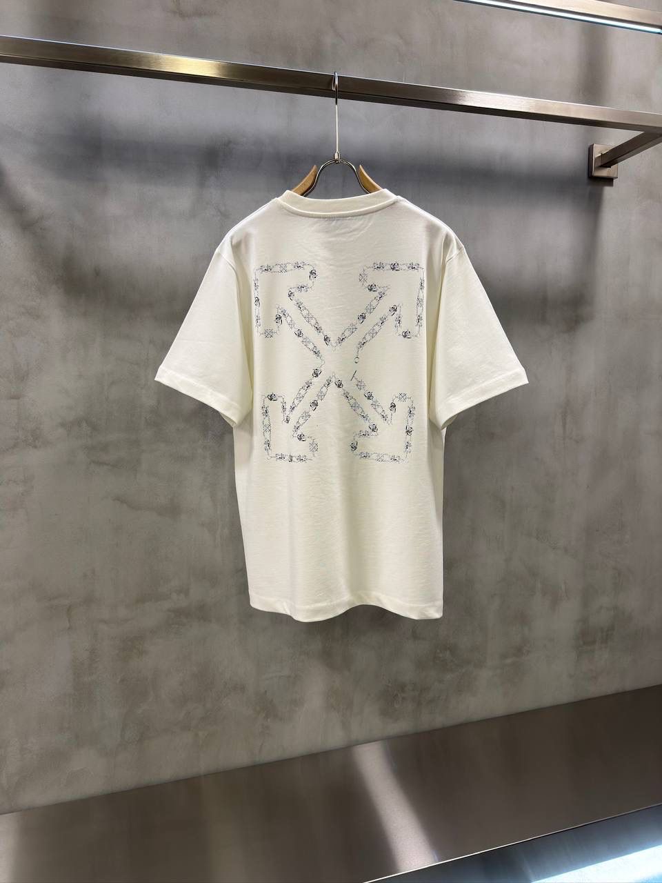 White Off-white chain arrow skate cotton T-Shirt - Image 7