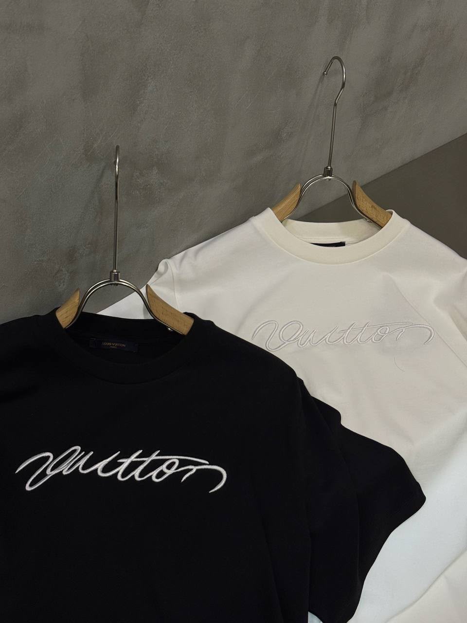 Black LV Ornamental signature cotton tee - Image 2