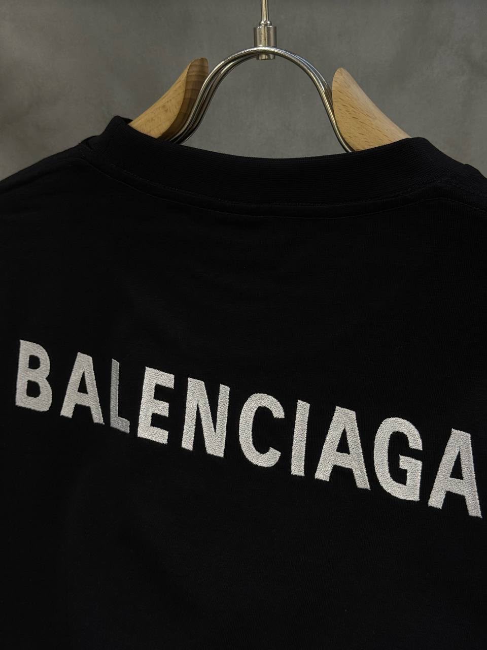 Black Balenciaga Logo-print cotton jersey tee - Image 3
