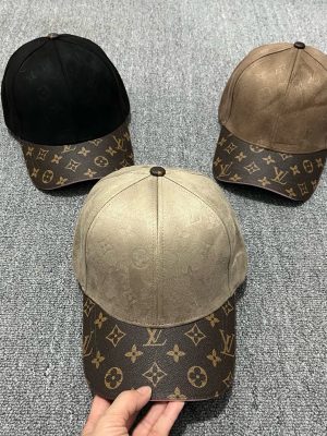 Beige Brown LV logo cap
