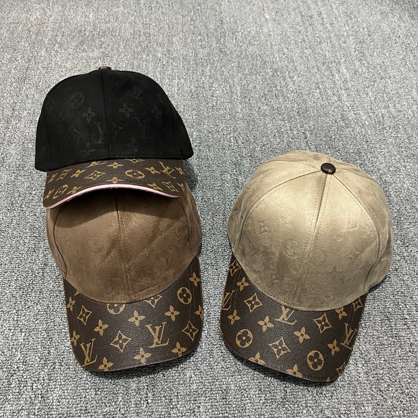 Beige Brown LV logo cap - Image 6