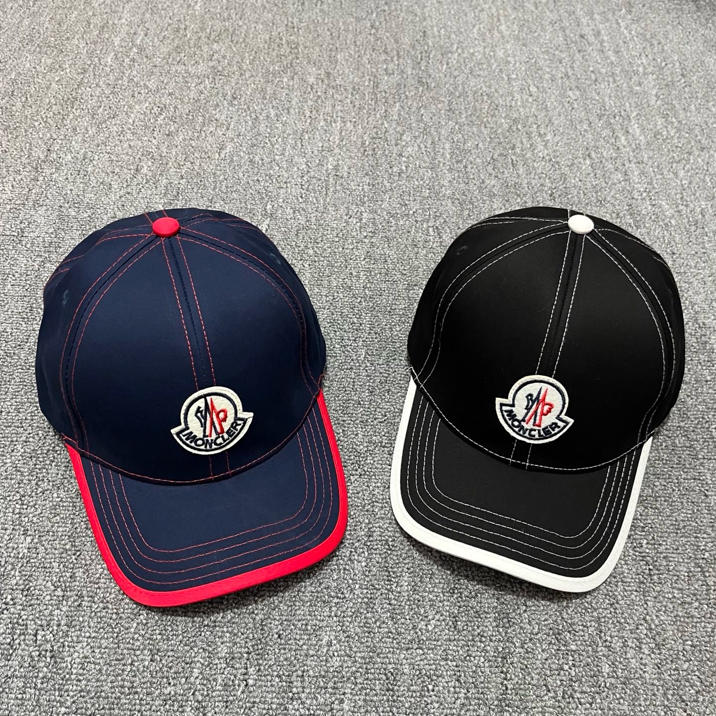 Black Moncler Logo-Patch white brim baseball cap - Image 4