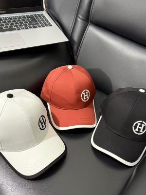 Black Hermes embroidered circular “H” logo white trim baseball hat