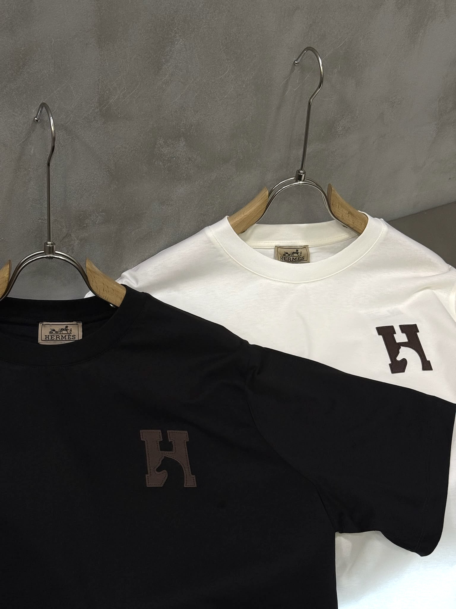 White Hermès "H'Cheval" leather patch logo cotton t-shirt - Image 2