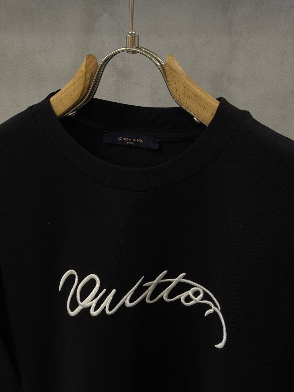 Black LV Ornamental signature cotton tee - Image 4