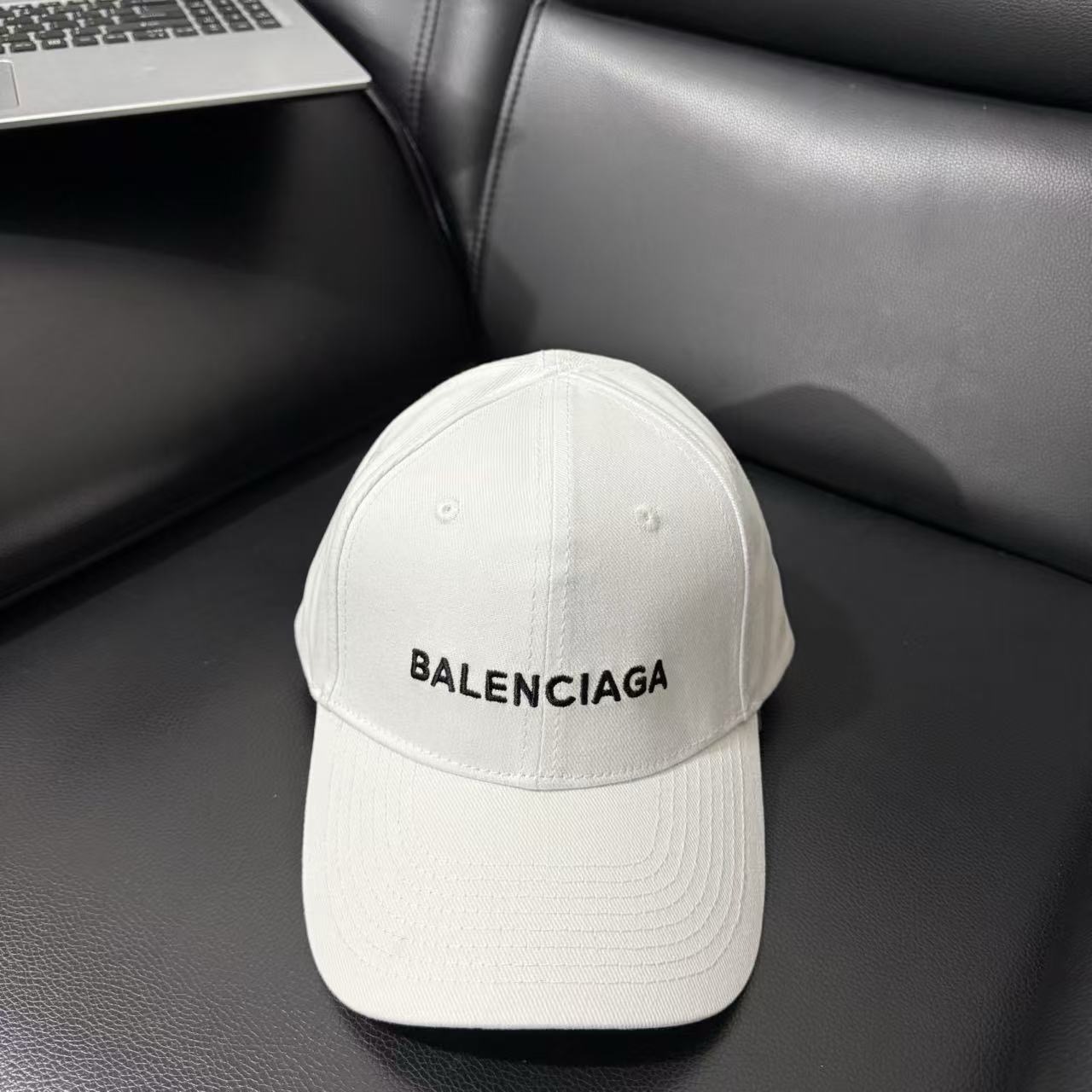 White Balenciaga Logo-Embroidered cotton baseball cap