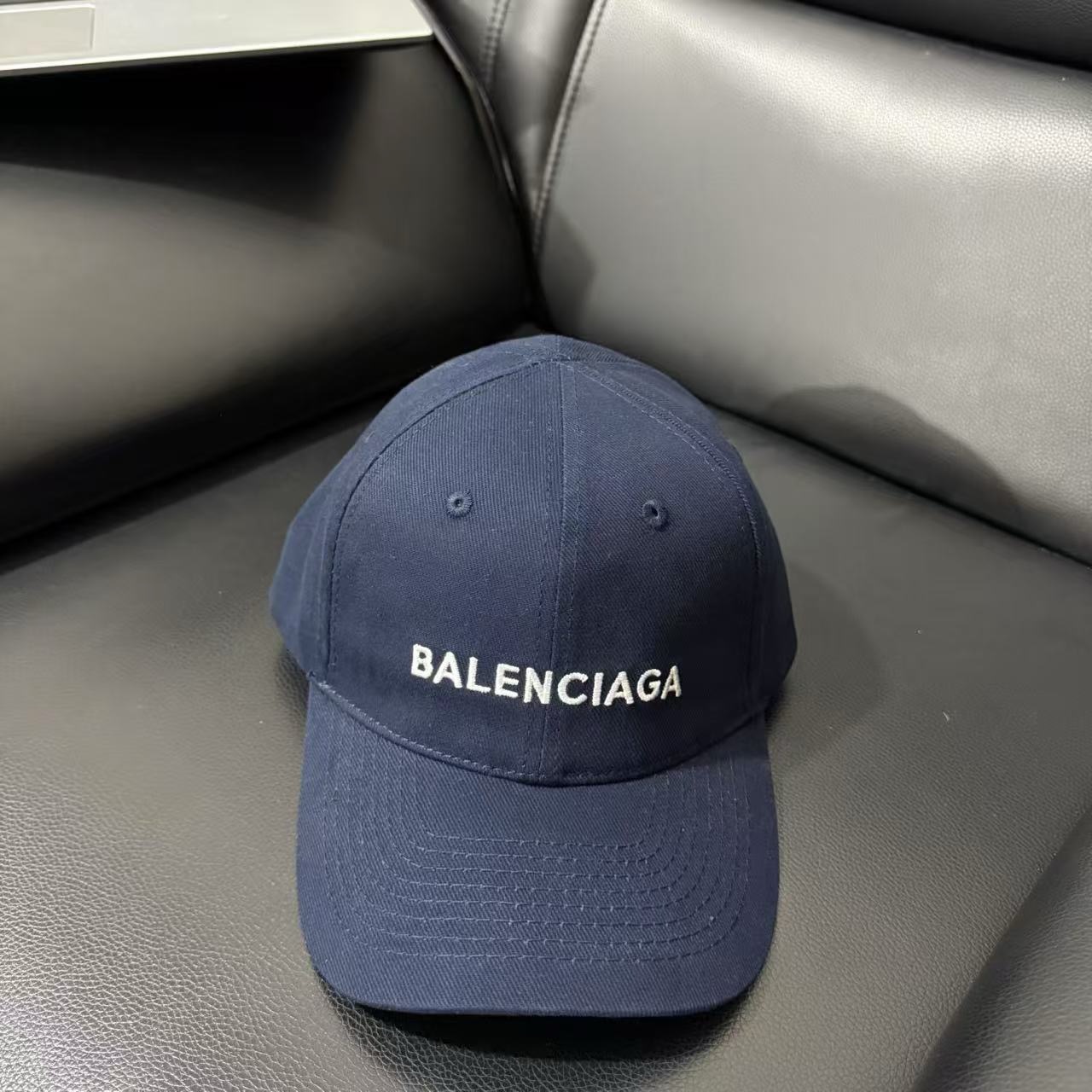 Navy Balenciaga Logo-Embroidered cotton baseball cap