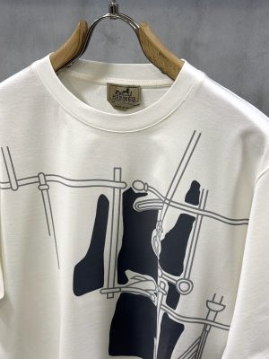 White hermes harnais en gouache 3D cotton tee