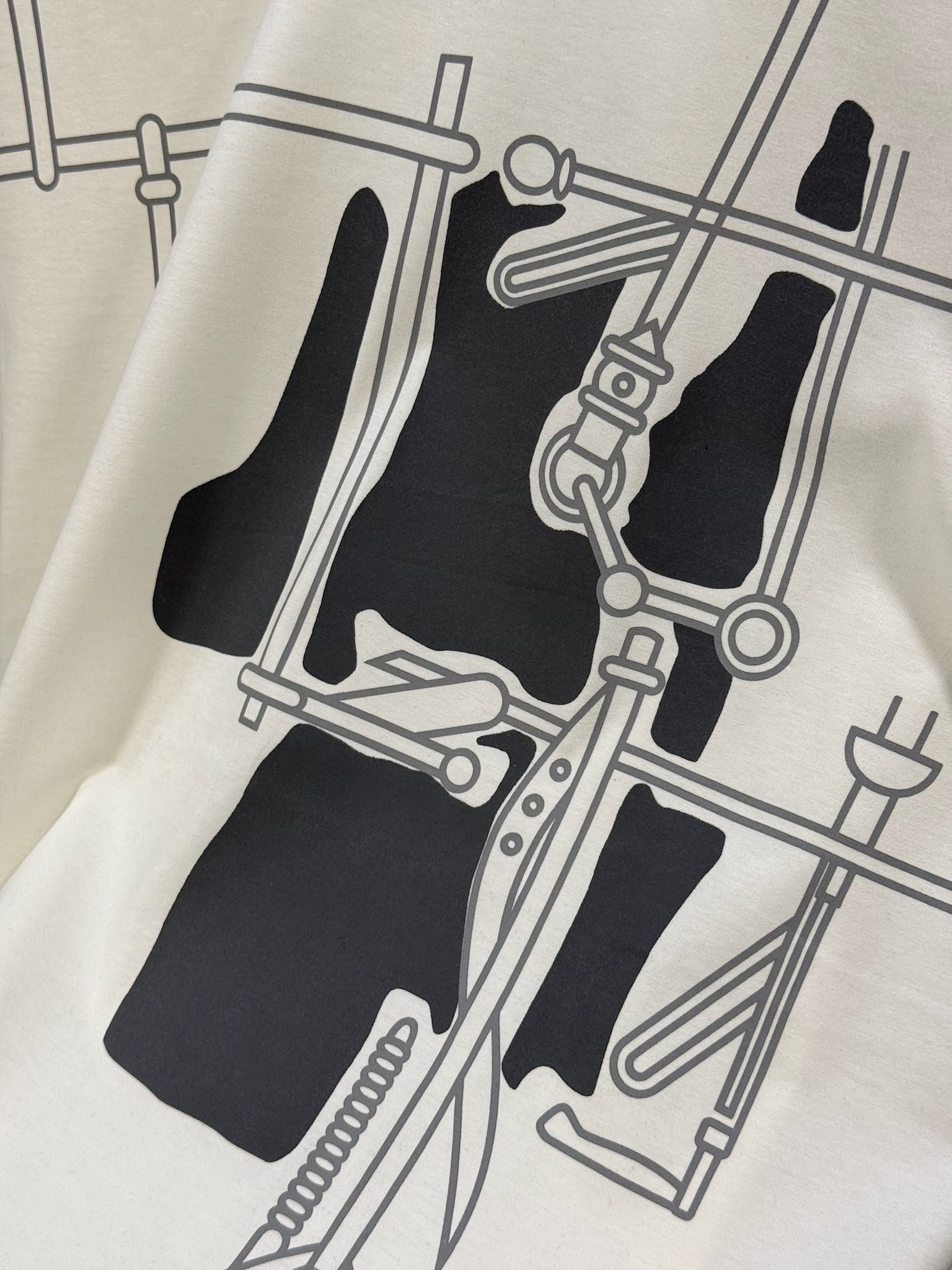 White hermes harnais en gouache 3D cotton tee - Image 3