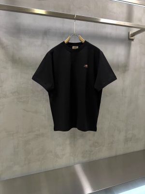 Black Hermès distinctive red camel embroidered cotton T-shirt