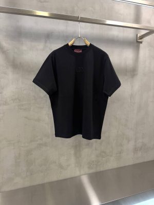 Black Gucci GG embroidered centered logo cotton tee